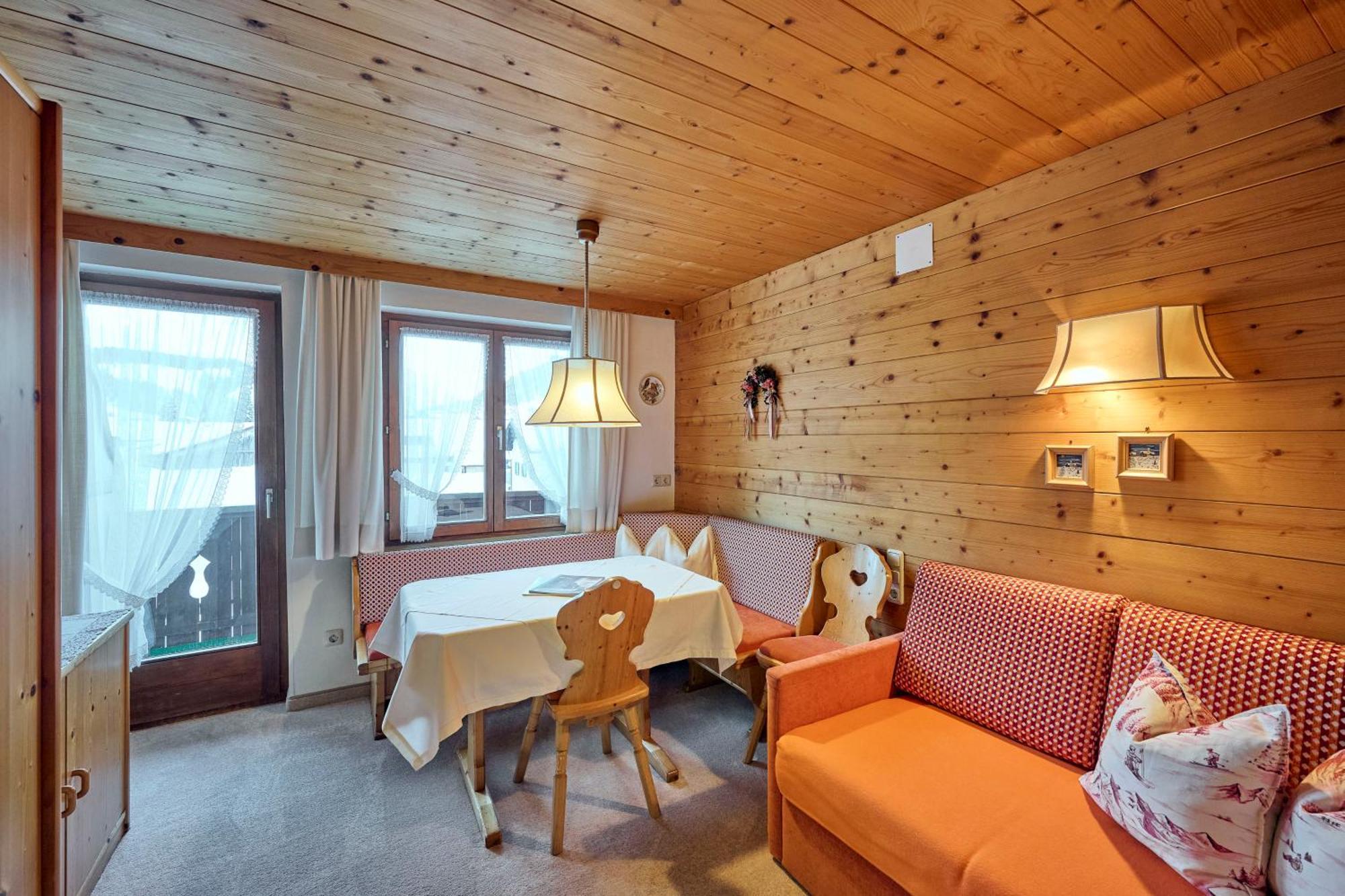 Appartementhaus Holiday Лех ам Алберг Екстериор снимка