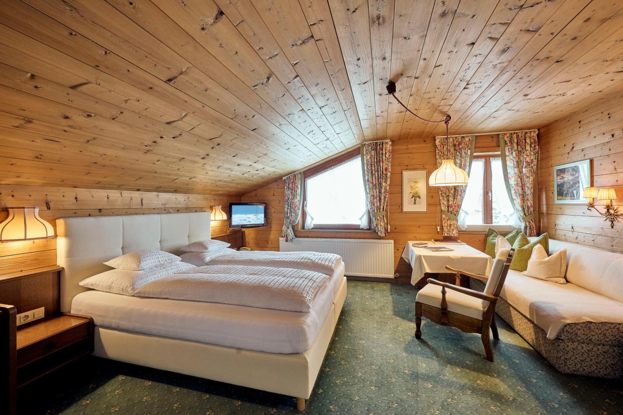 Appartementhaus Holiday Лех ам Алберг Екстериор снимка