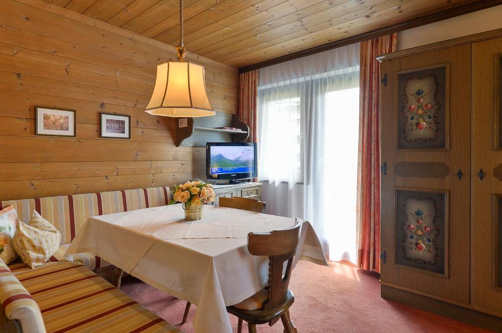 Appartementhaus Holiday Лех ам Алберг Екстериор снимка